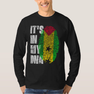 Camiseta Está No Meu Dna São Tomé E Príncipe Bandeira São T