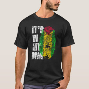 Camiseta Está no meu DNA São Tomé e Príncipe Flag São Tomé