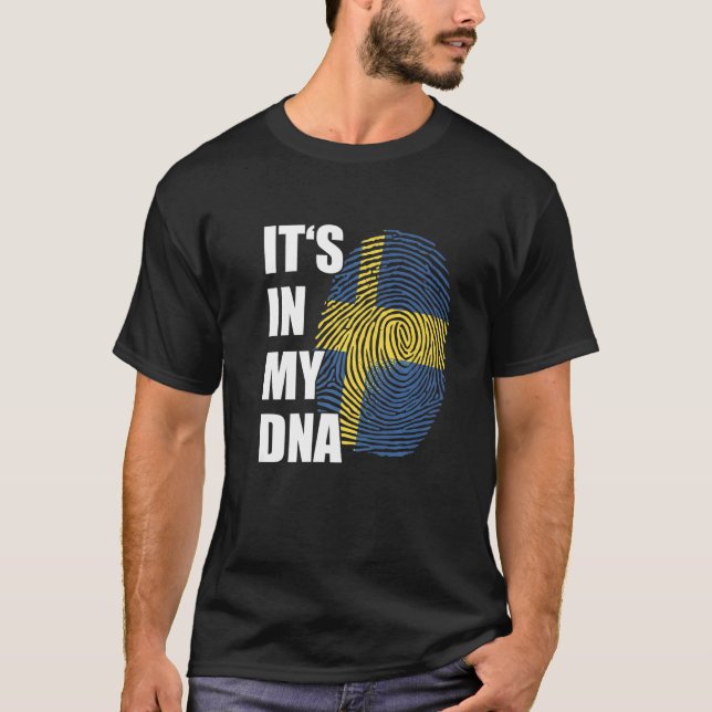 Camiseta Está no meu orgulho de Suecia de DNA, Bandeira sue (Frente)