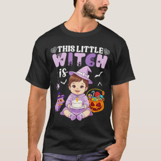 Camiseta Esta pequena bruxa faz 1 ano de aniversário de hal