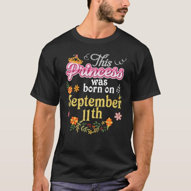 Camiseta Esta Princesa Foi Nascer Em Setembro 11 Happy Bir (Frente)