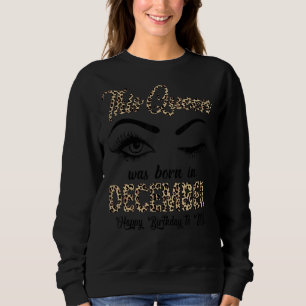 Camiseta Esta Rainha Foi Nascer Em Dezembro Feliz Aniversár
