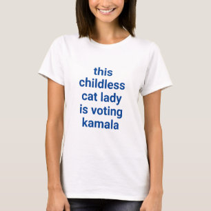 Camiseta Esta senhora de gatos sem filhos está votando text