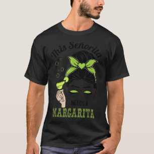Camiseta Esta Senhorita Precisa De Uma Margarita Mensageira