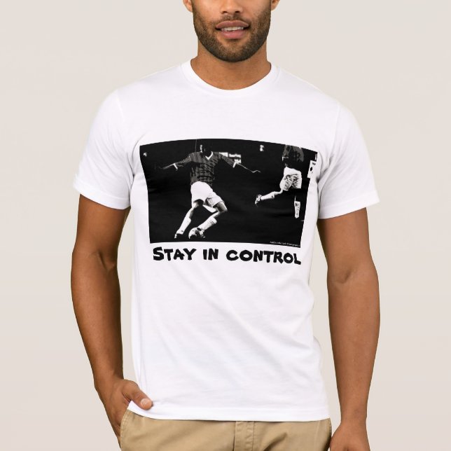 Camiseta Estada no controle - marca ii do tshirt (Frente)