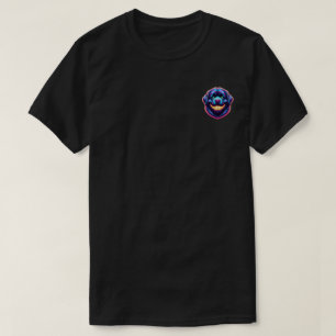Camiseta Estamos todos loucos aqui no estilo Newfie (frente