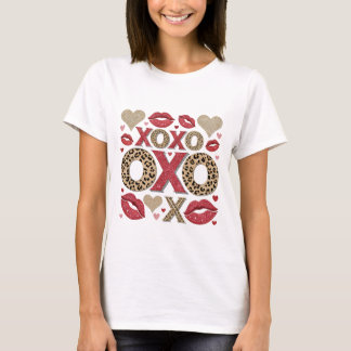 Camiseta estampa de leopardo e brilho XOXO