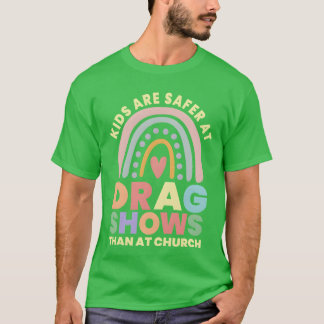 Camiseta Estão mais seguros em shows de dragões ou na igrej