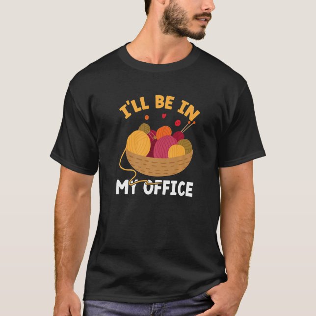 Camiseta Estarei no meu escritório. (Frente)