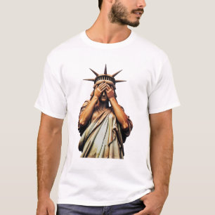 Camiseta Estátua da Liberdade cobrindo seu rosto com vergon