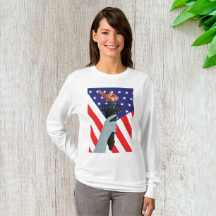 Camiseta Estátua da Tocha da Liberdade com Bandeira America