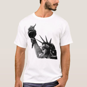 Camiseta Estátua de Liberdade Preta e Branca