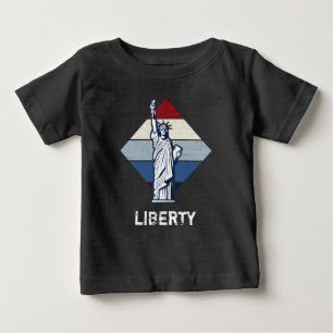 Camiseta Estátua Patriótica da Liberdade Retro em Distân