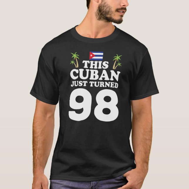Camiseta Este Cubano Acabou De Transformar 98 Cubano 98º Na (Frente)