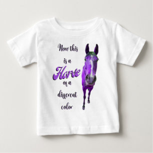 Camiseta Este É Um Cavalo De Uma Púrpura De Cor Diferente