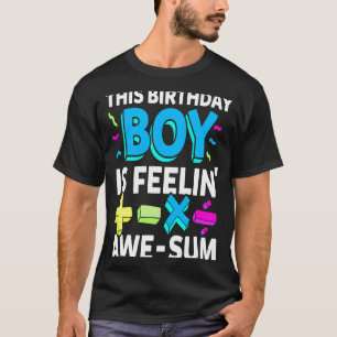 Camiseta Este Garoto De Aniversário Está Sentindo Atenção E