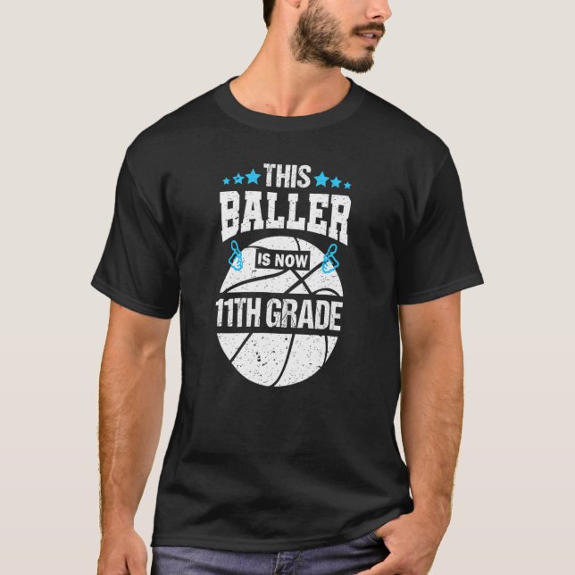 Camiseta Este Jogador Agora É 11 11º Ano De Basquete (Frente)