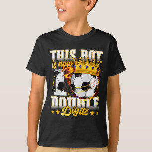 Camiseta Este Menino Agora 10 Dígitos Duplos Futebol 10 Ano