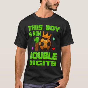 Camiseta Este Menino Agora 10 Dígitos Duplos Futebol 10 Ano