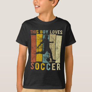Camiseta Este Menino Ama Futebol Meninos Futebol