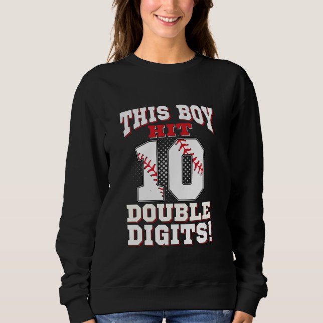 Camiseta Este Menino Atingiu Dois Dígitos Na Base 10º Anive (Frente)