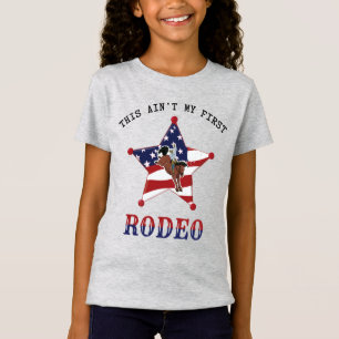 Camiseta Este não é o meu primeiro RODEO / Letra Negra T-Sh