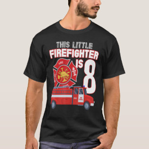 Camiseta Este Pequeno Bombeiro é um Par de Aniversário de 8