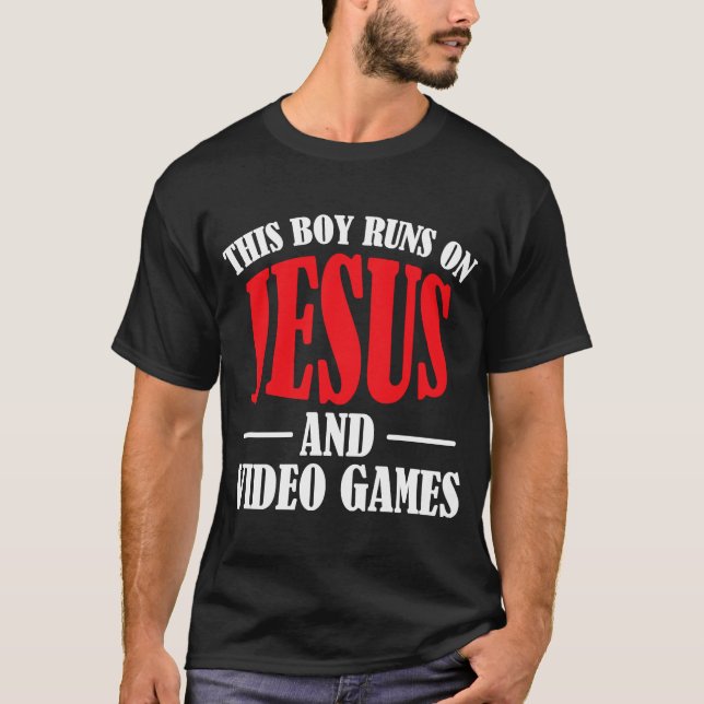 Camiseta Este Rapaz Funciona Com Jesus e Videos games Chris (Frente)