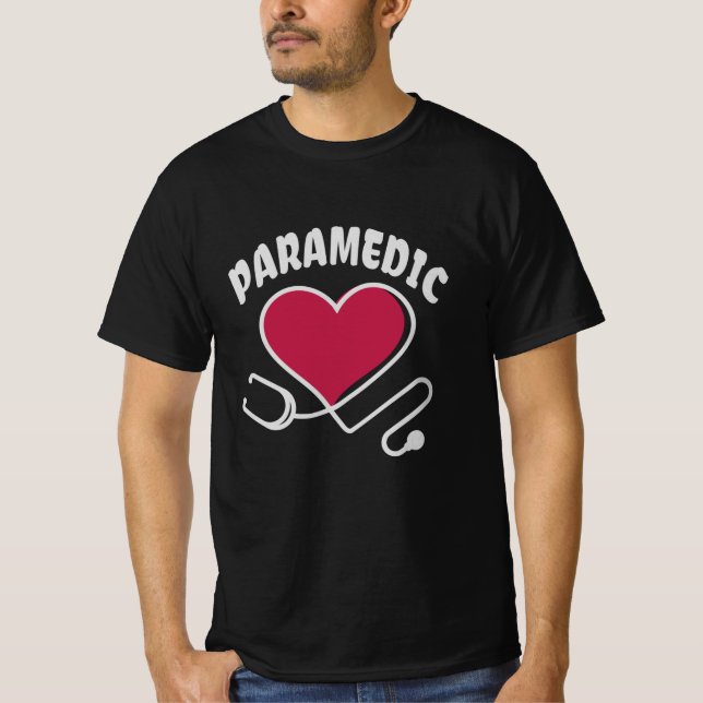 Camiseta Estetoscópio paramédico com coração (Frente)