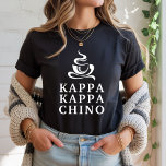 Camiseta Estilo de Vida Grego Funny Kappa Chino<br><div class="desc">Volte com cafeína e espírito de campus em nossa camiseta grega "Kappa Kappa Chino" Estilo de Vida Grego! Apresentando um gráfico lúdico de café a vapor e uma carta colegial ousada, esta árvore é perfeita para amantes de café em minorias, fraternidades, ou qualquer pessoa que ame café ou trocadilhos gregos....</div>