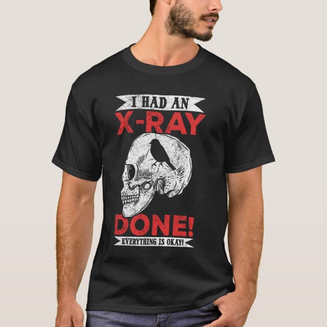 Camiseta Estilo Macabro e Humor Negro de Raio X (Frente)