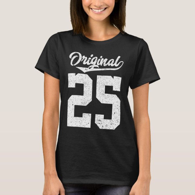 Camiseta Estilo original de imagem dele é meu aniversário 2 (Frente)
