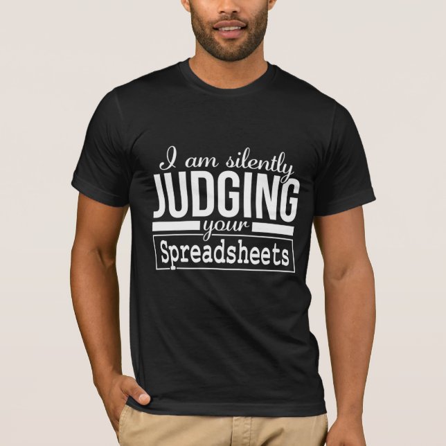 Camiseta Estou A Apreciar Silenciosamente O Seu Presente De (Frente)