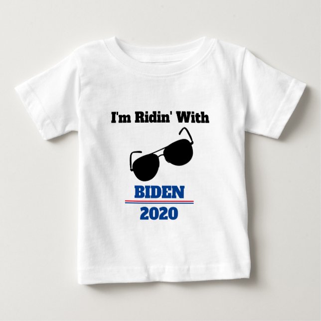 Camiseta Estou a Ridin com o Biden em 2020 (Frente)