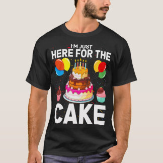 Camiseta Estou Aqui Pelo Bolo Engraçado Aqui Pelo Bolo
