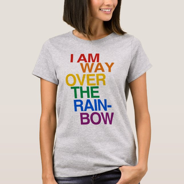 CAMISETA ESTOU BEM ALÉM DO ARCO-ÍRIS (Frente)