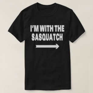 Camiseta Estou com Casais de encontro de Halloween fáceis