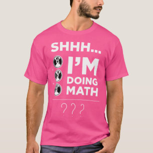Camiseta Estou Fazendo Malhação De Matemática Engraçado.