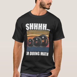 Camiseta Estou fazendo matemática fitness engraçado