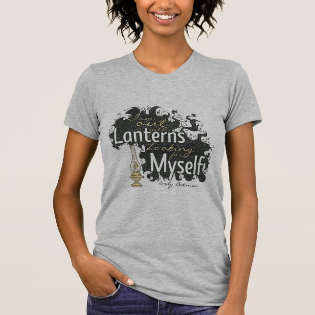 Camiseta Estou fora com Lanternas Emily Dickinson (Frente)