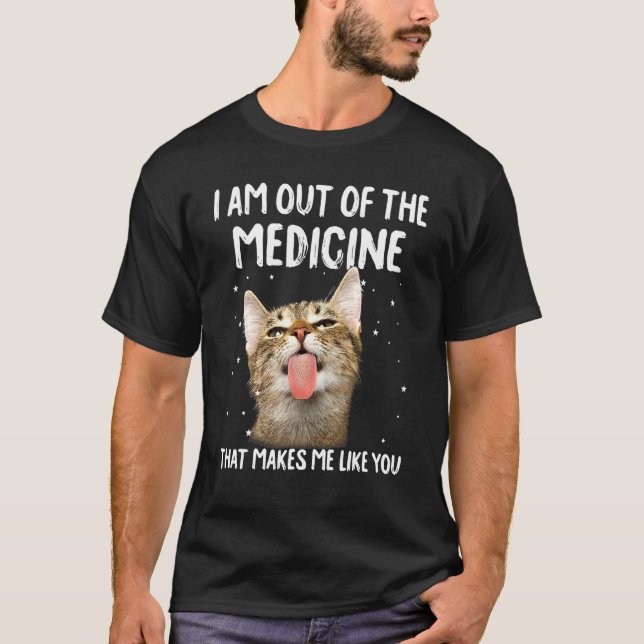 Camiseta Estou Fora Da Medicina Que Me Faz Como Você Pode. (Frente)
