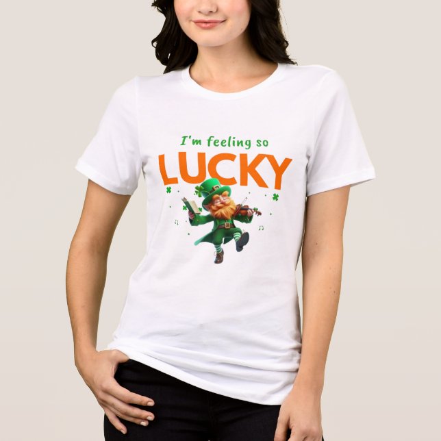 Camiseta Estou Me Sentindo Tão Sortudo Leprechaun Dançando  (Frente)