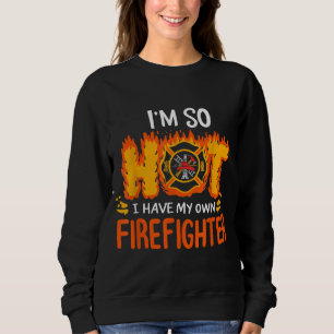Camiseta Estou tão quente que tenho meu próprio bombeiro