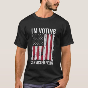 Camiseta Estou votando no condenado pro Trump 2024