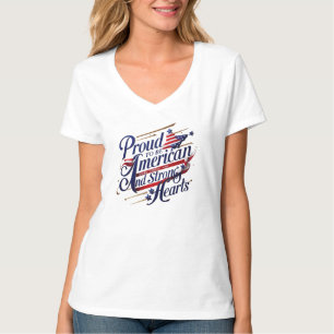 Camiseta Estrelas, Stripes e Corações Fortes - V-Pescoço Pa