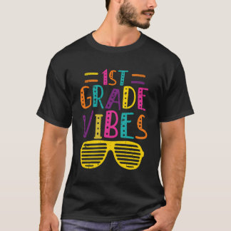 Camiseta Estudante Da Primeira Série Da Escola De Víbias Da