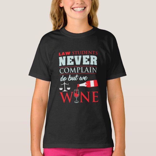 Camiseta Estudantes de Direito Nunca Reclamam (Frente)