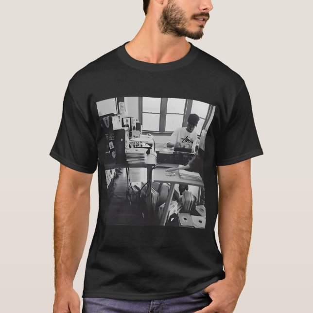 Camiseta Estúdio Caseiro do J Dilla (Frente)
