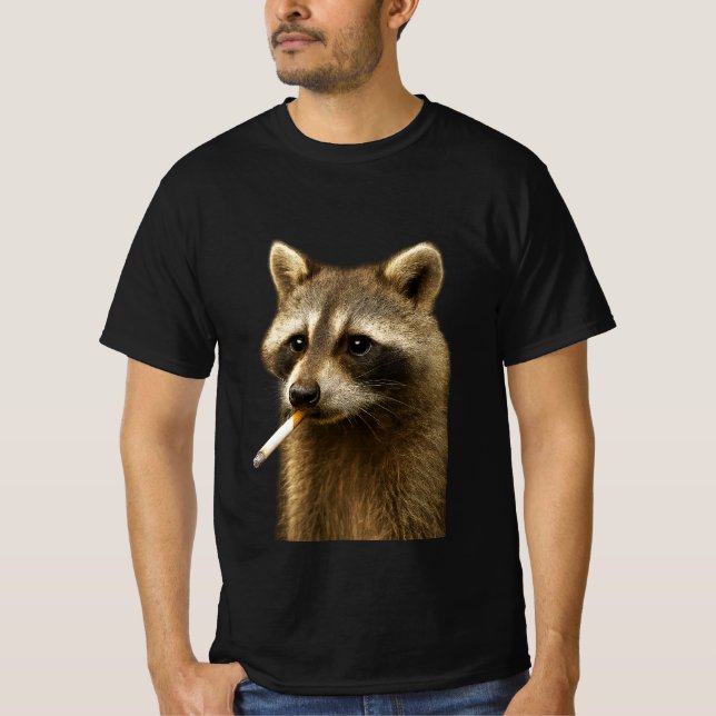 Camiseta Estúpida Legal Raccoon Meme | Fumando Raccoon w (Frente)