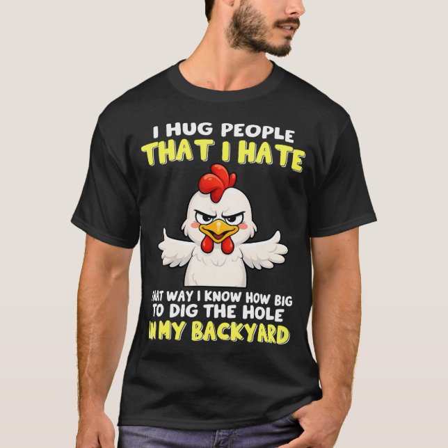 Camiseta Eu Abraço Pessoas Que Odeio Dessa Maneira Eu Sei Q (Frente)